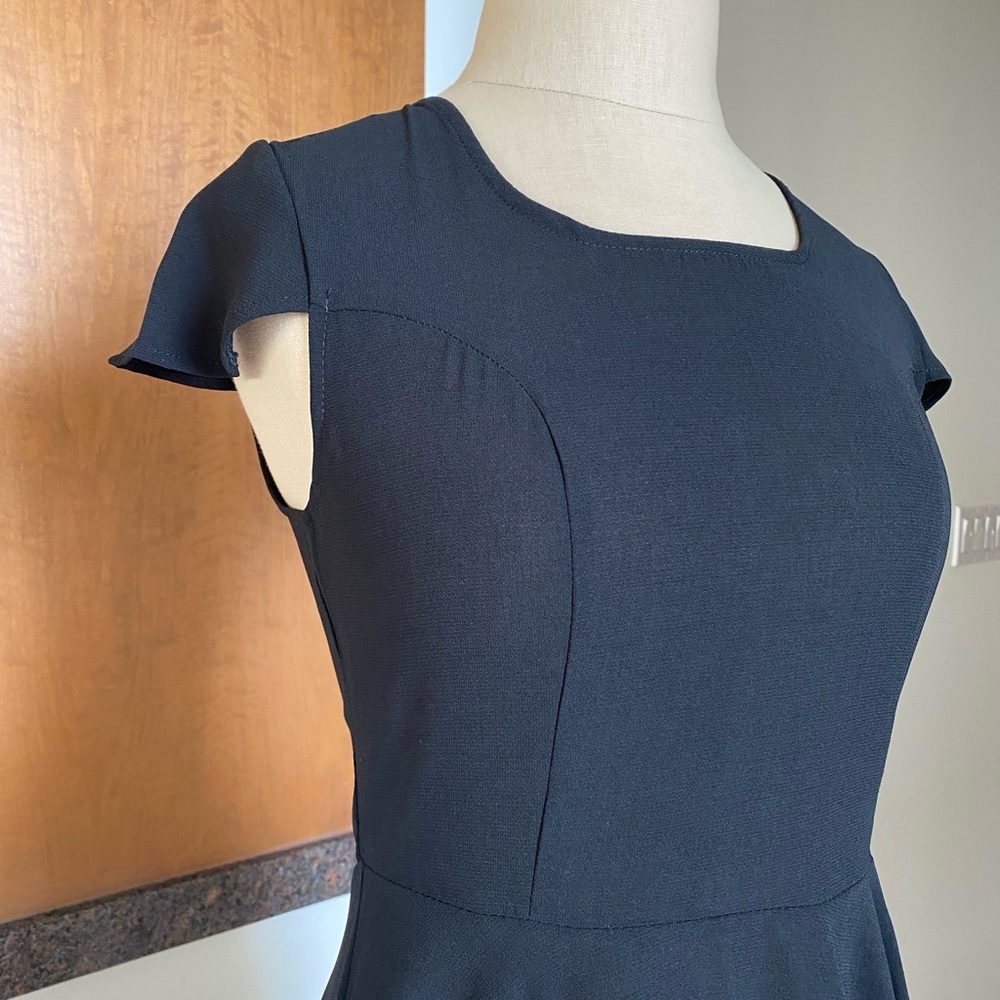 NWOT Mika and Gale 6 black dress. - Picture 5 of 6